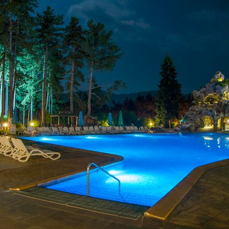 스파 호텔 드보렛사 벨린그래드 외부 사진 The pool at the Hotel
