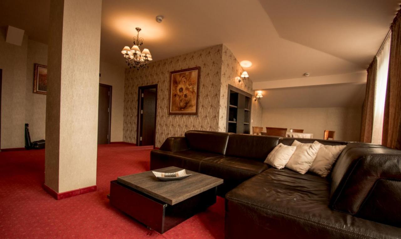 스파 호텔 드보렛사 벨린그래드 외부 사진 A suite at the hotel